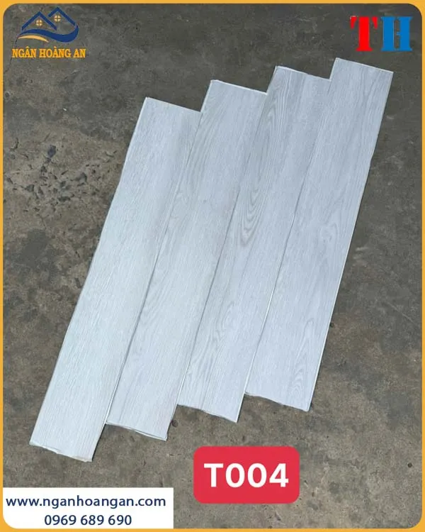 Sàn Nhựa Giả Gỗ Có Keo Sẵn THFLoor TH004  Dày 1.8mm